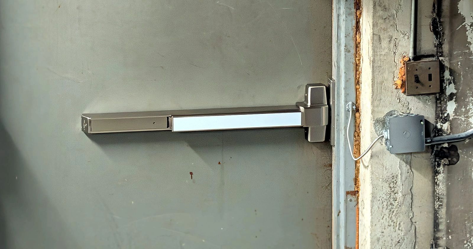 Exit device tied into access control